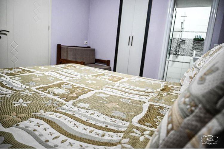 Vila Leo Lux Корча Екстериор снимка